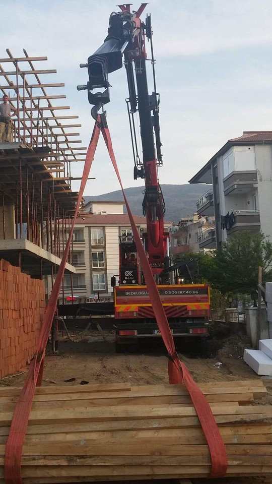 İzmir sepetli vinç - Konut inşaatı yüksekte çalışma
